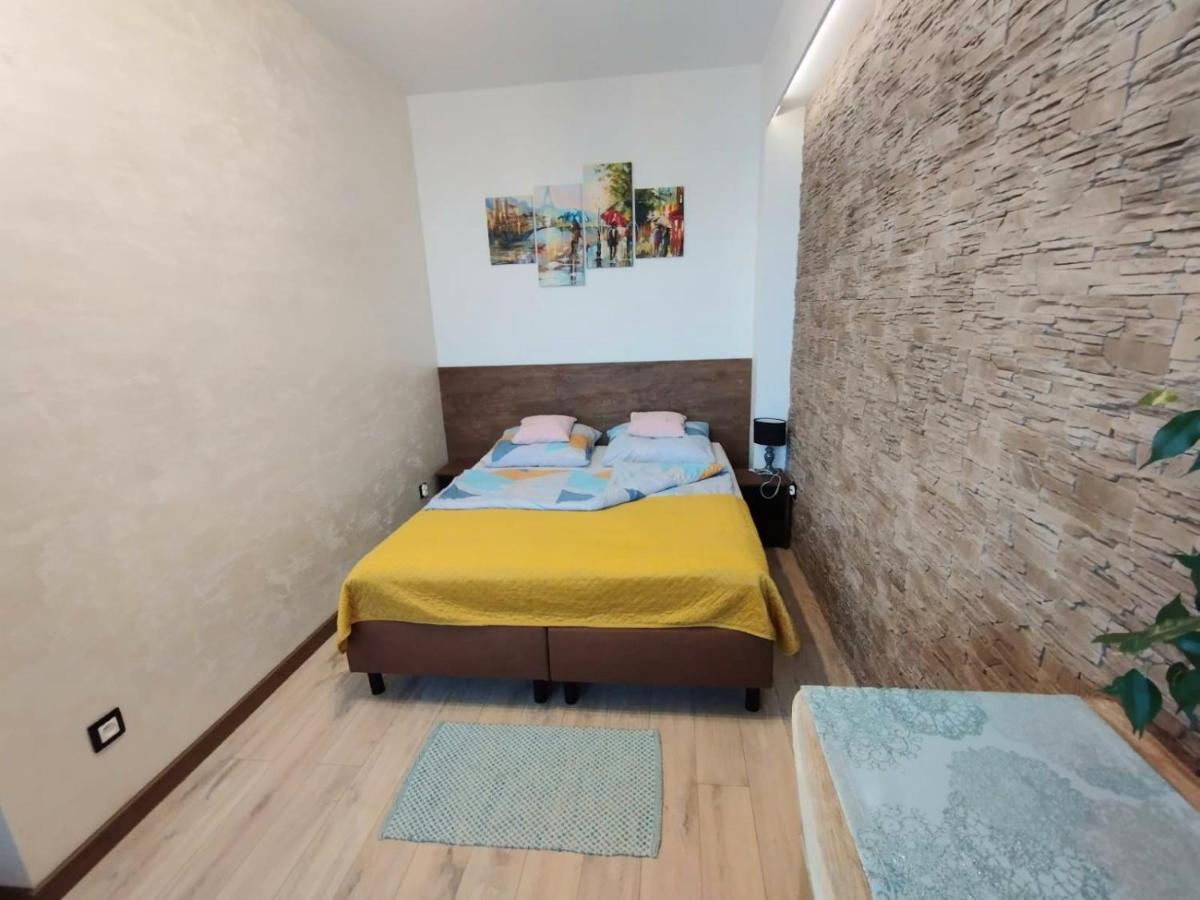 Apartamenty A&B Gold Kalisz  Ngoại thất bức ảnh