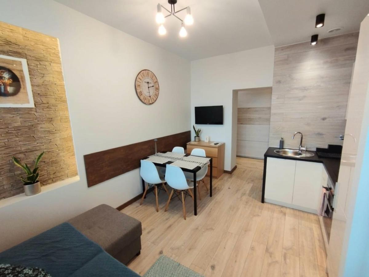 Apartamenty A&B Gold Kalisz  Ngoại thất bức ảnh
